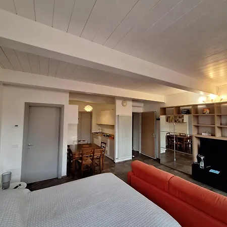 Mare Al Centro Apartment *